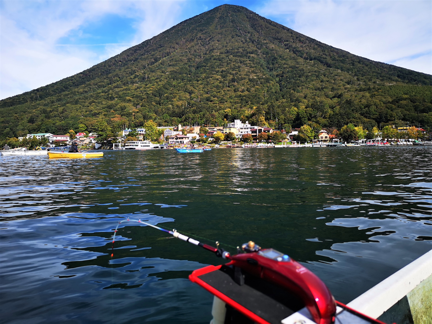 芜湖 郡>中禅寺湖ワカサギ特別解禁 2019.10.5 - ワカサギ最前線ブログ